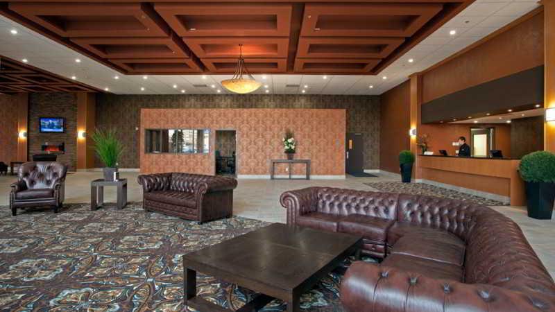 Coast Lethbridge Hotel & Conference Centre Esterno foto