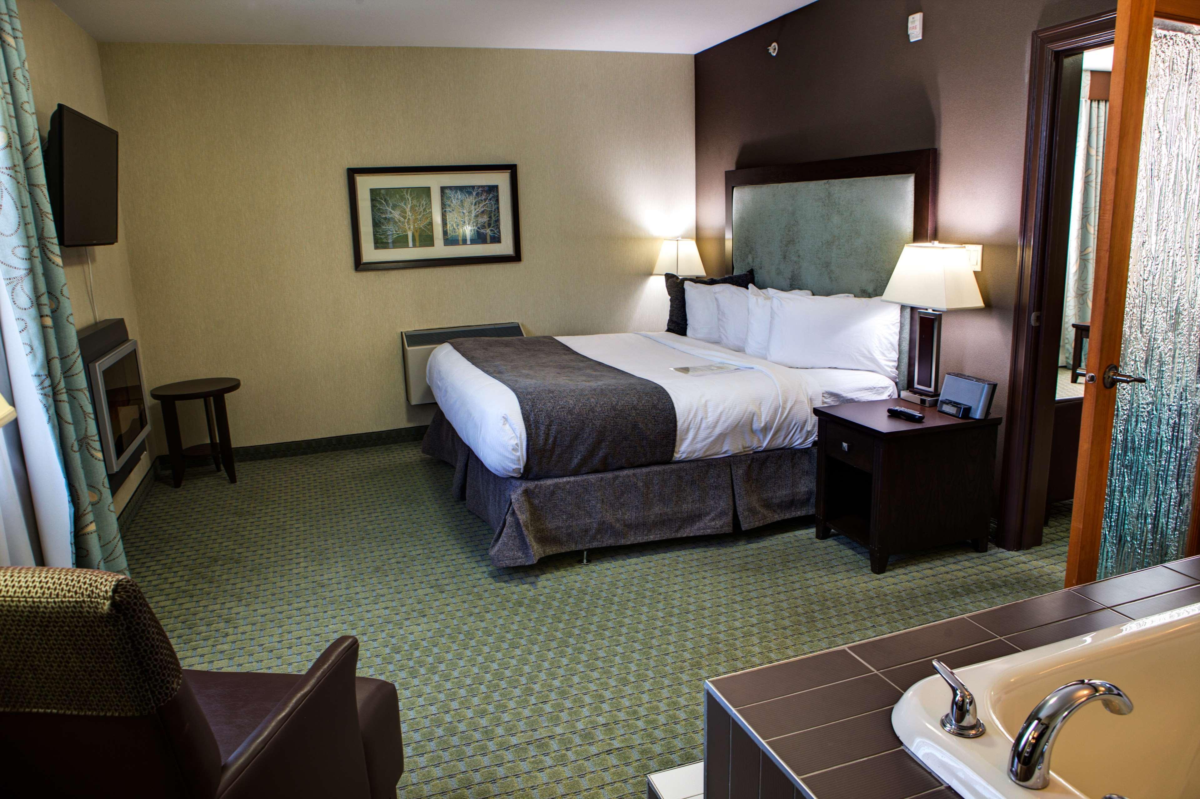 Coast Lethbridge Hotel & Conference Centre Esterno foto