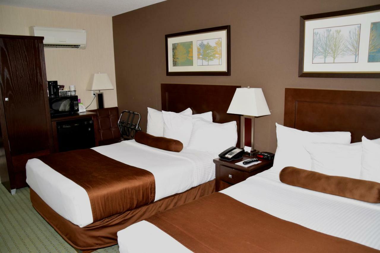 Coast Lethbridge Hotel & Conference Centre Esterno foto